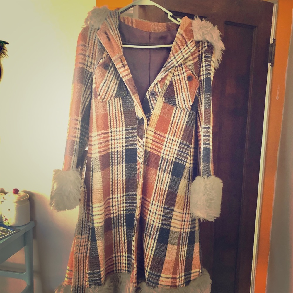 Vintage Women’s Plaid, Wool, Full-length Coat